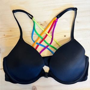 VICTORIA’S SECRET PINK 32B Racerback bra - Front clasp/close